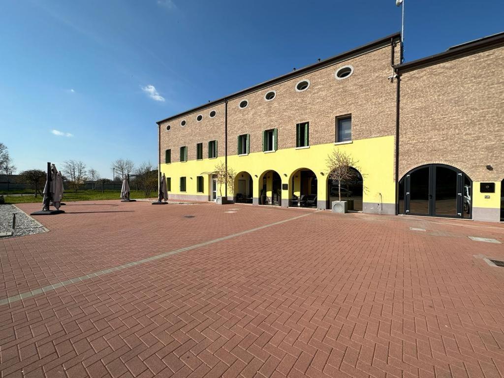 Royal Garden Luxury Rooms Padova Exterior photo